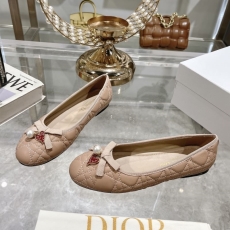 Christian Dior Low Shoes